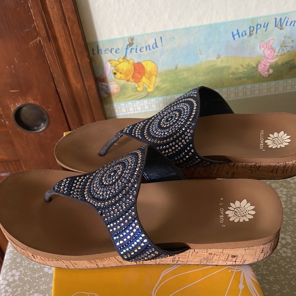 Yellow box brand sandals - Picture 4 of 4